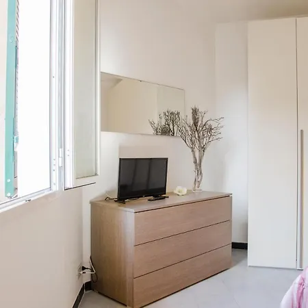 12 - Loft Terrazza Privata Gigante, In Centro A Soli 100m Dal Mare E Spiaggia * Moneglia