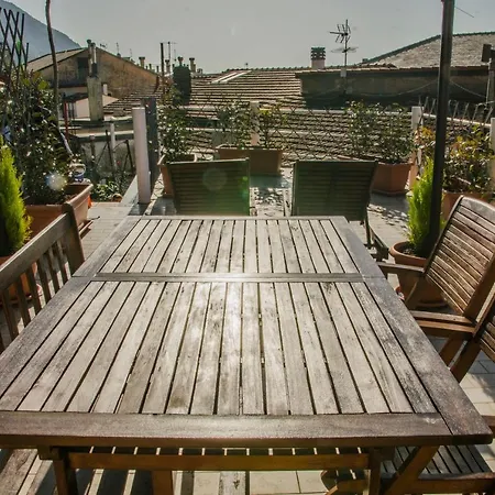 Appartamento 12 - Loft Terrazza Privata Gigante, In Centro A Soli 100m Dal Mare E Spiaggia